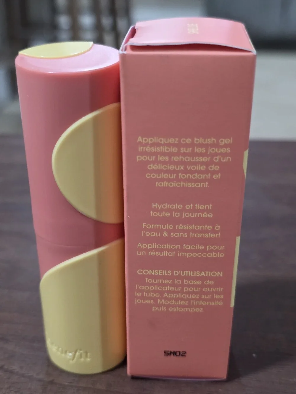 Benefit Juice Stick Dewy Gel Blush Shellie (Warm seashell-pink) Pls See Pics